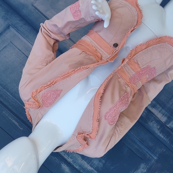 BISOU BISOU by Michele Bohbot Hand Crafted Summer Blazer - Picture 14 of 17